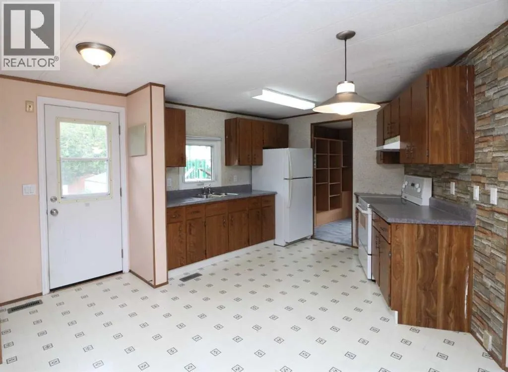 201 Big Springs Drive SE