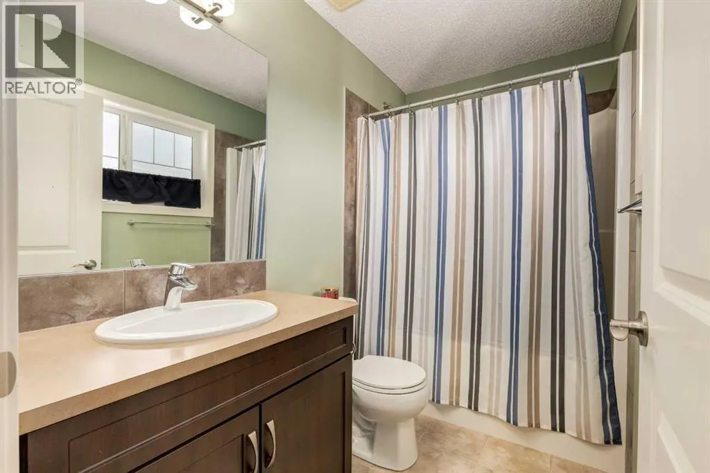 298 River Heights Crescent