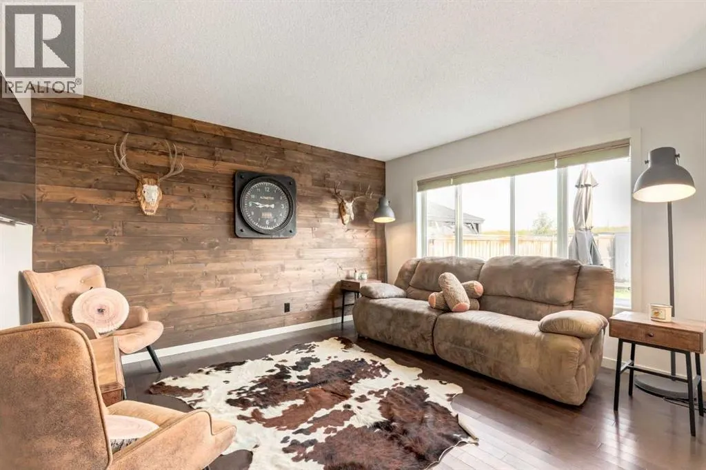298 River Heights Crescent
