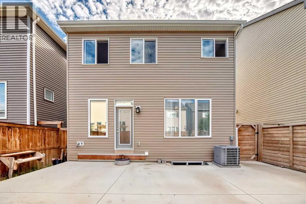 43 Carrington Crescent NW