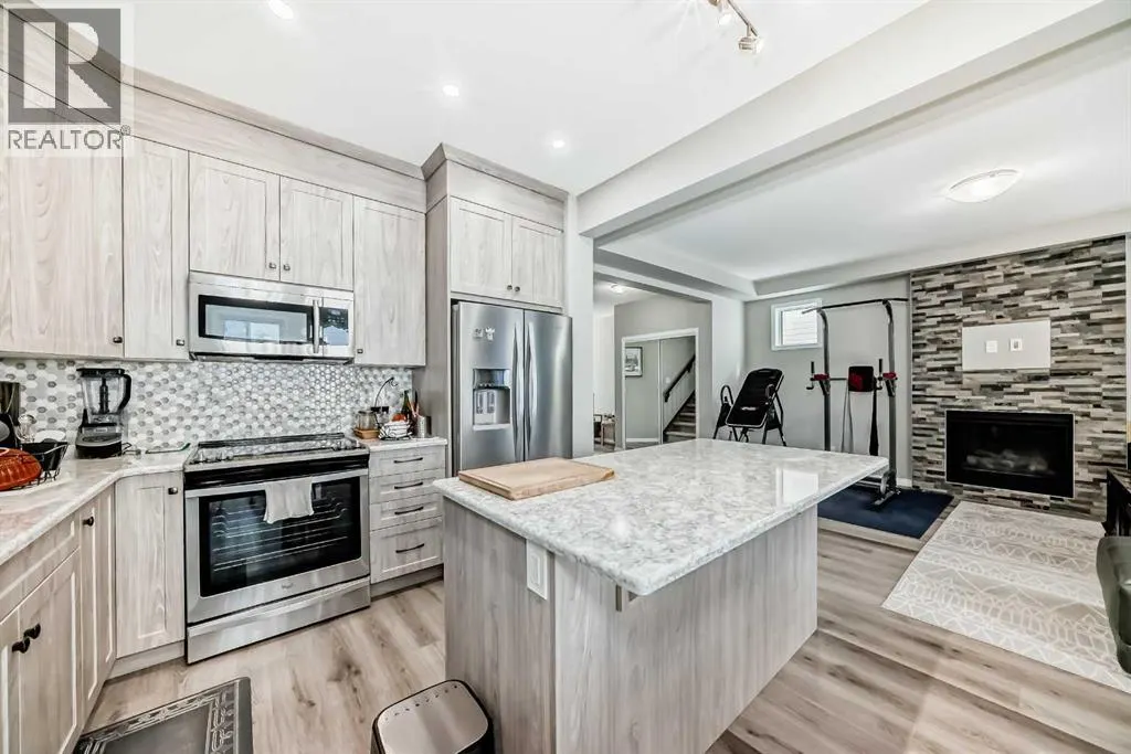 43 Carrington Crescent NW
