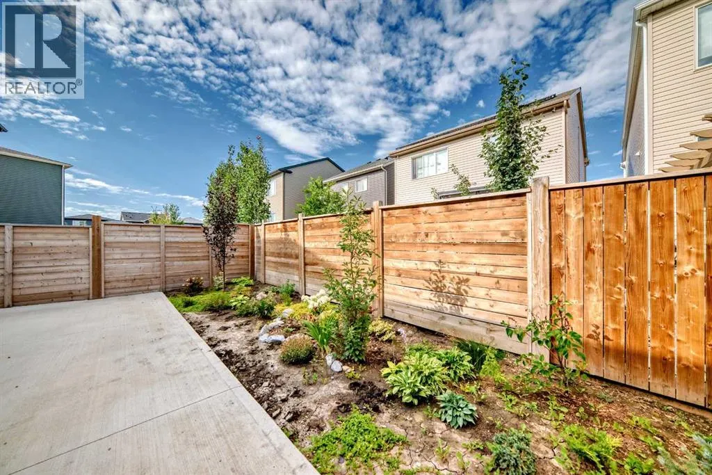 43 Carrington Crescent NW