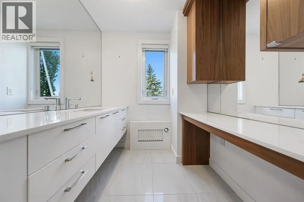 609, 3204 Rideau Place SW