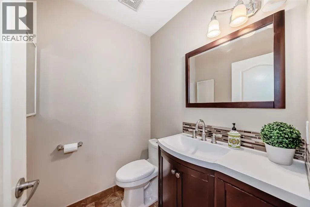 42 West Cedar Point SW