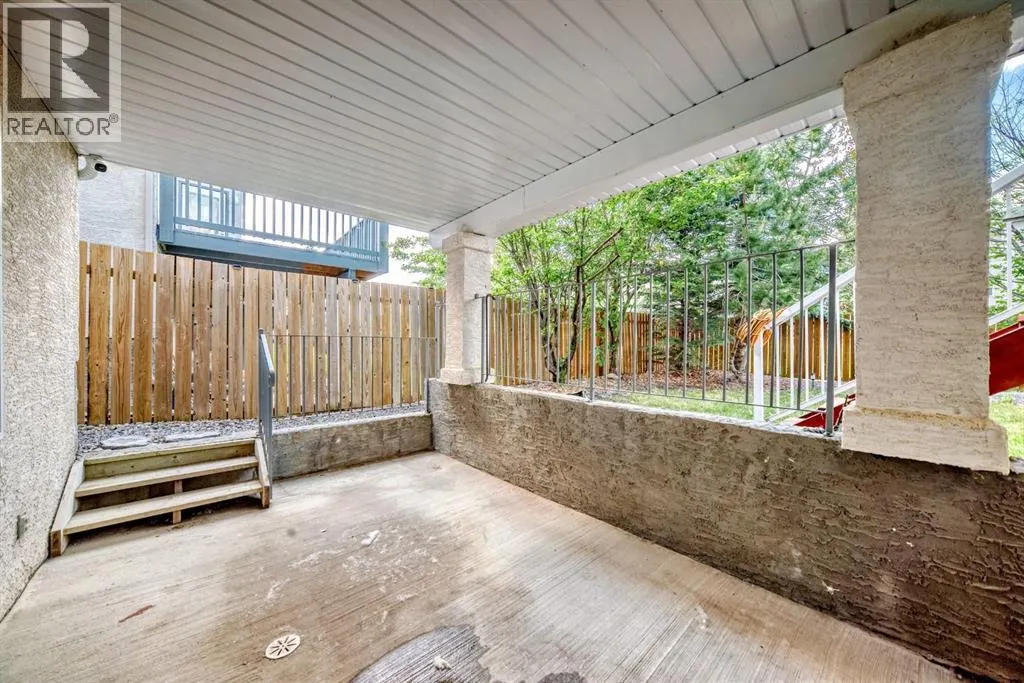 42 West Cedar Point SW