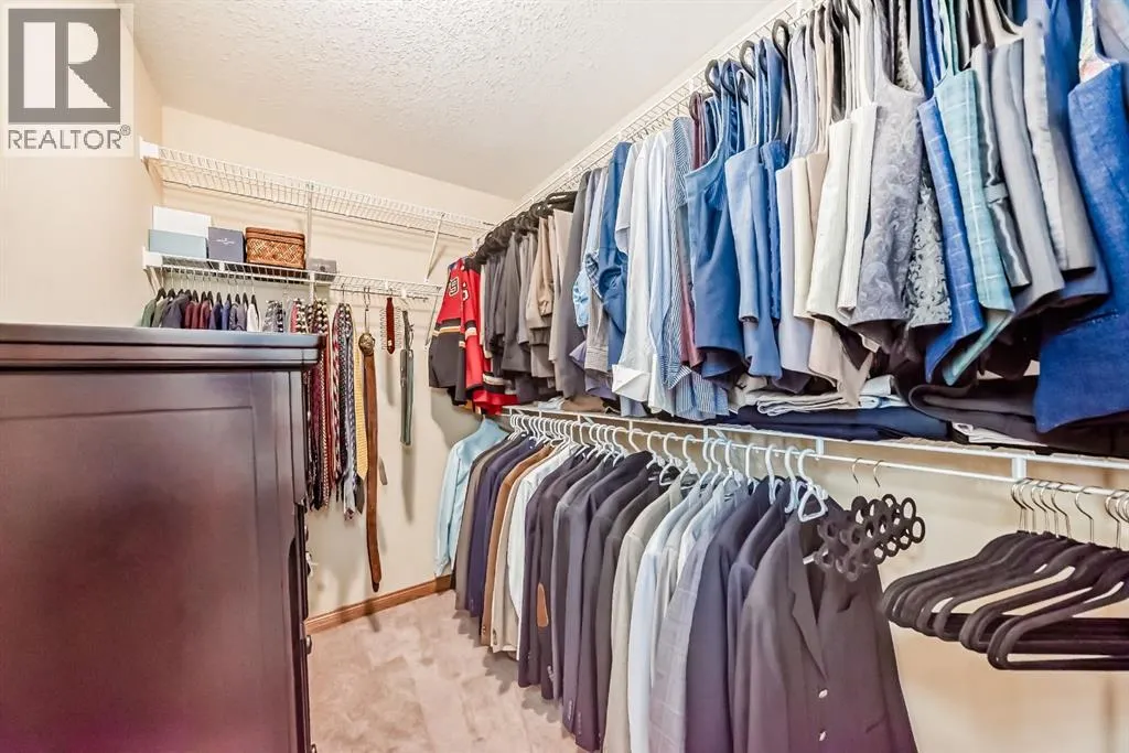 42 West Cedar Point SW