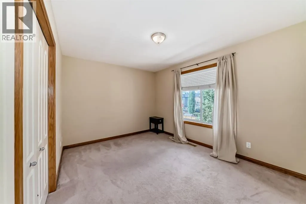 42 West Cedar Point SW