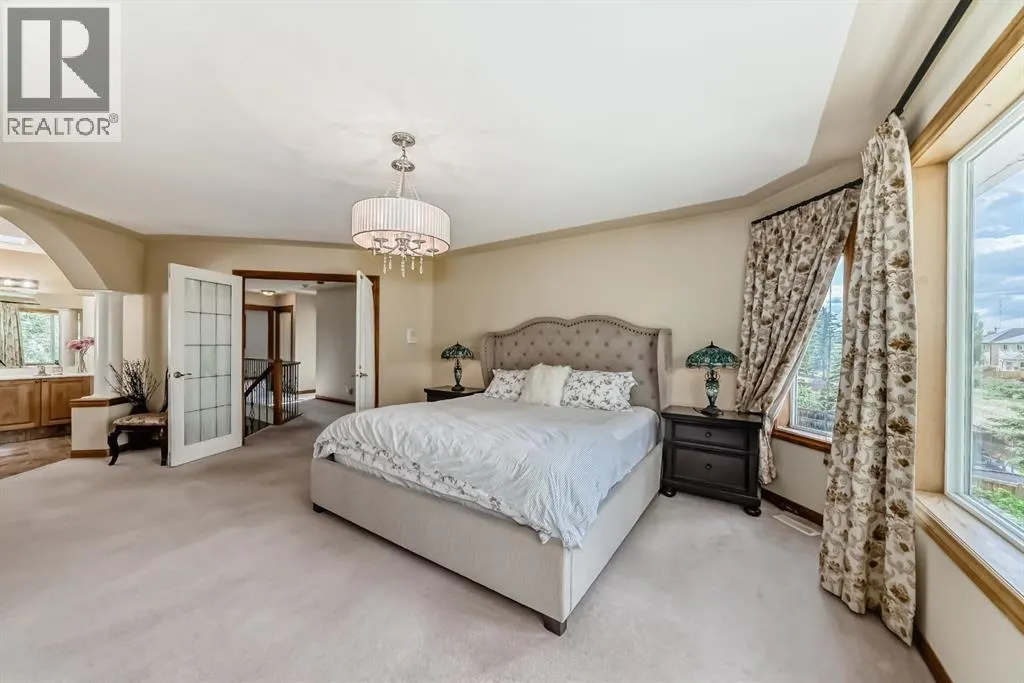 42 West Cedar Point SW