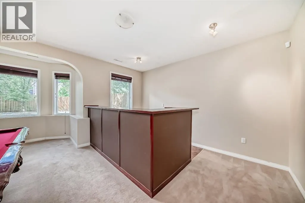 42 West Cedar Point SW