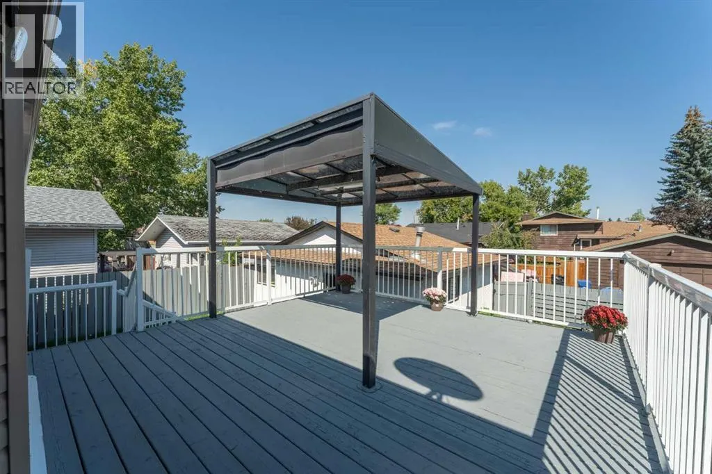 344 Templeview Drive NE