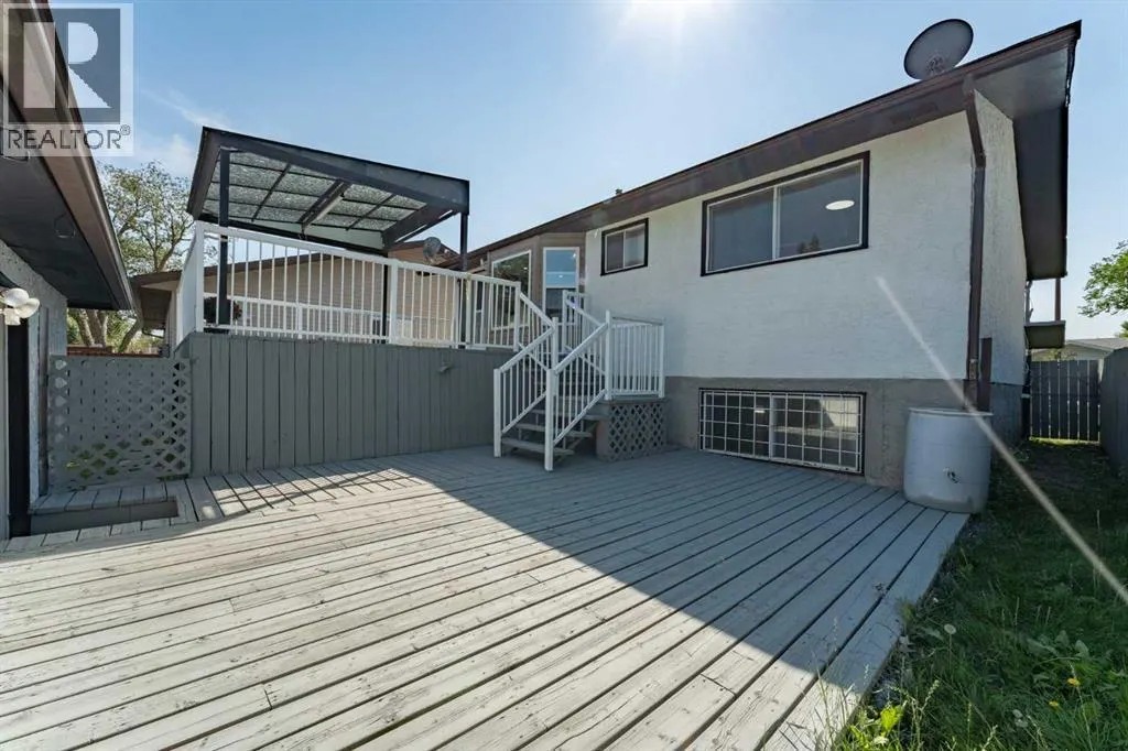 344 Templeview Drive NE