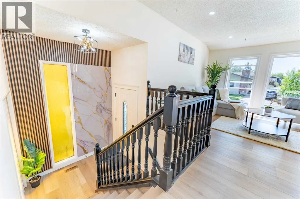 344 Templeview Drive NE