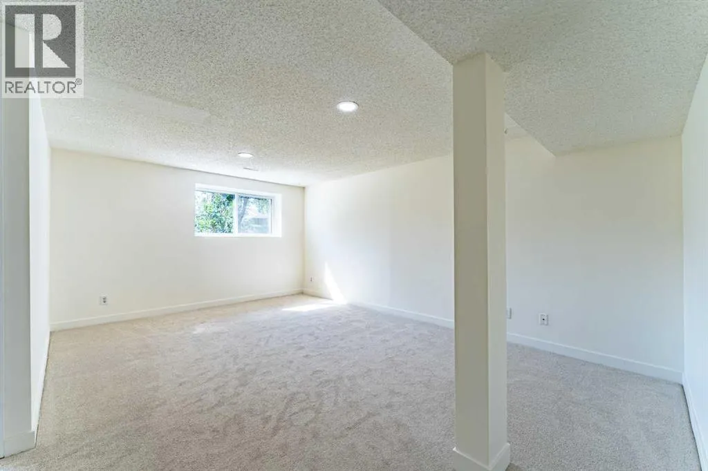 344 Templeview Drive NE