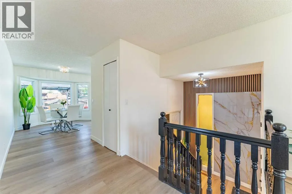 344 Templeview Drive NE