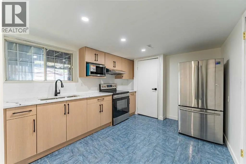 344 Templeview Drive NE