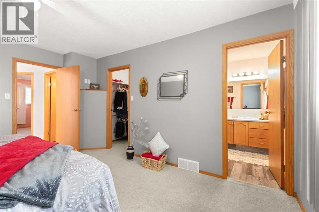 308, 165 South Ridge Drive SE