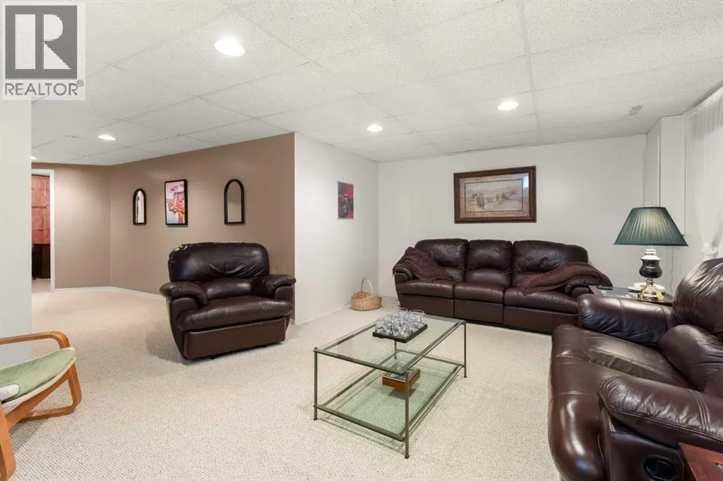 308, 165 South Ridge Drive SE