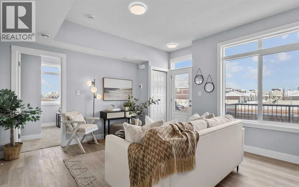 1005, 60 Howse Lane NE