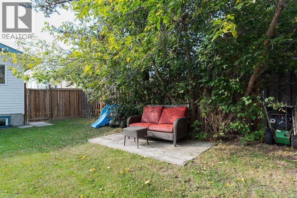 213 Ermine Crescent