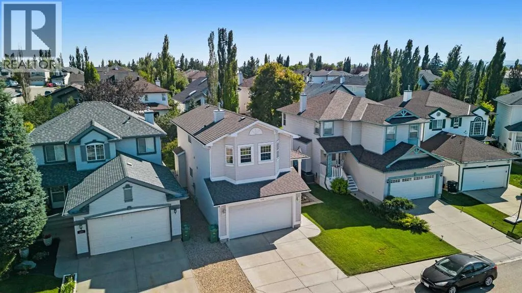 228 Douglas Ridge Close SE