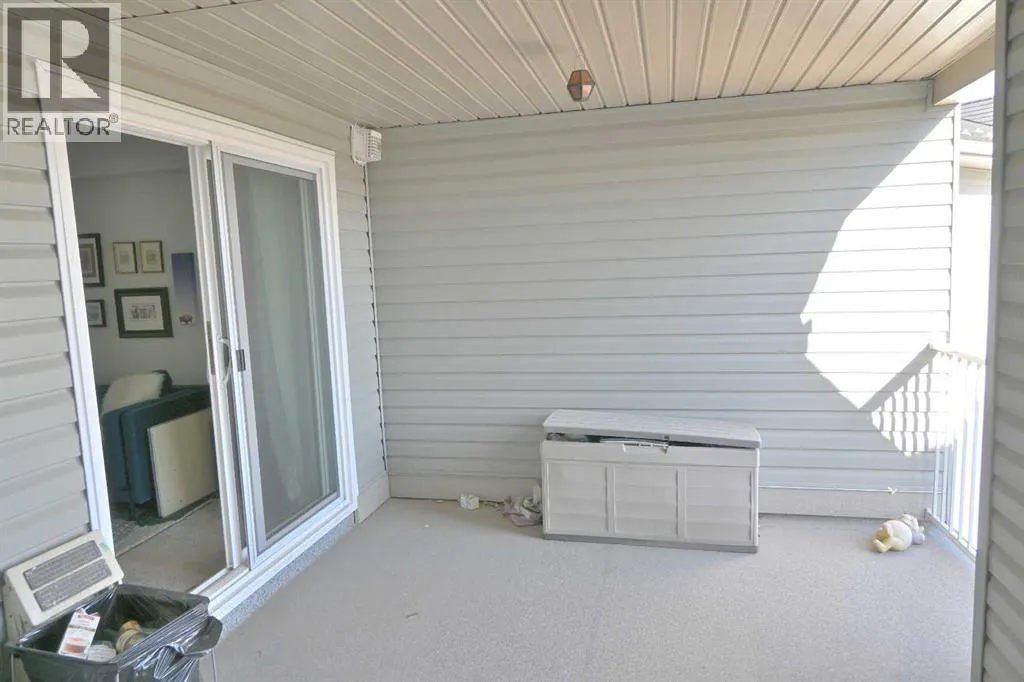 1408A, 604 8 Street SW