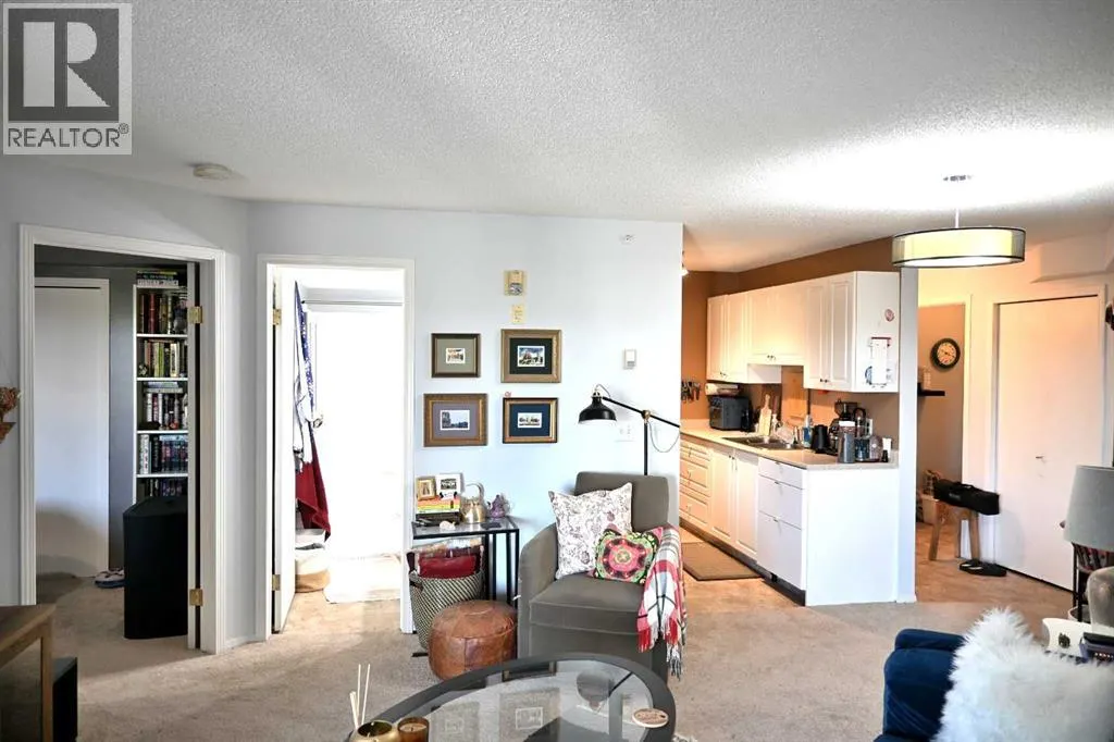 1408A, 604 8 Street SW
