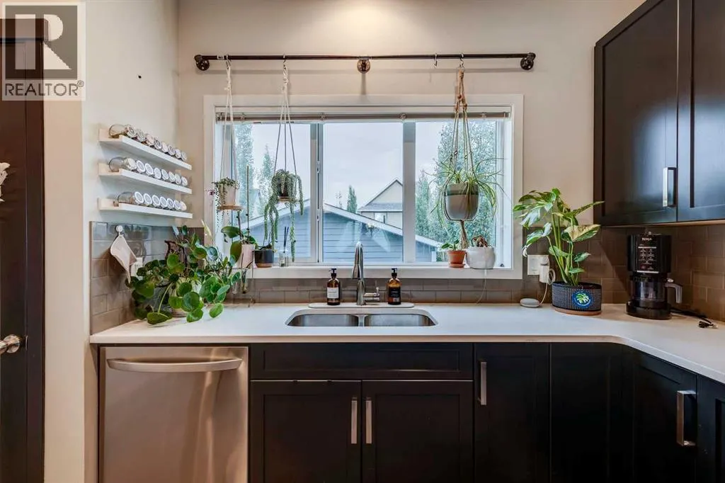 159 Mahogany Grove SE