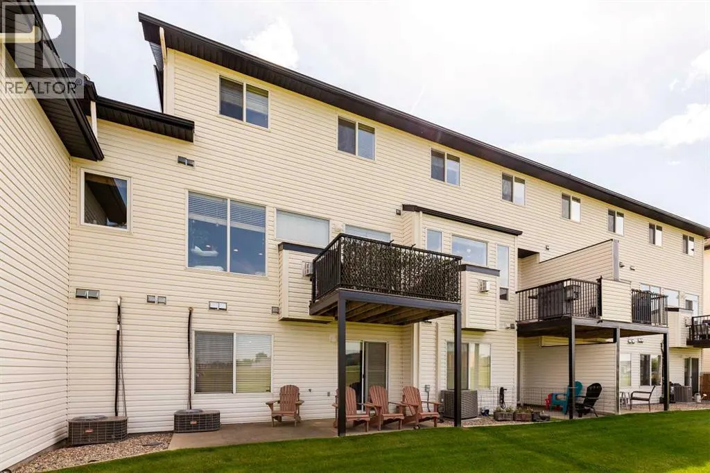 48, 295 Blackfoot Road W