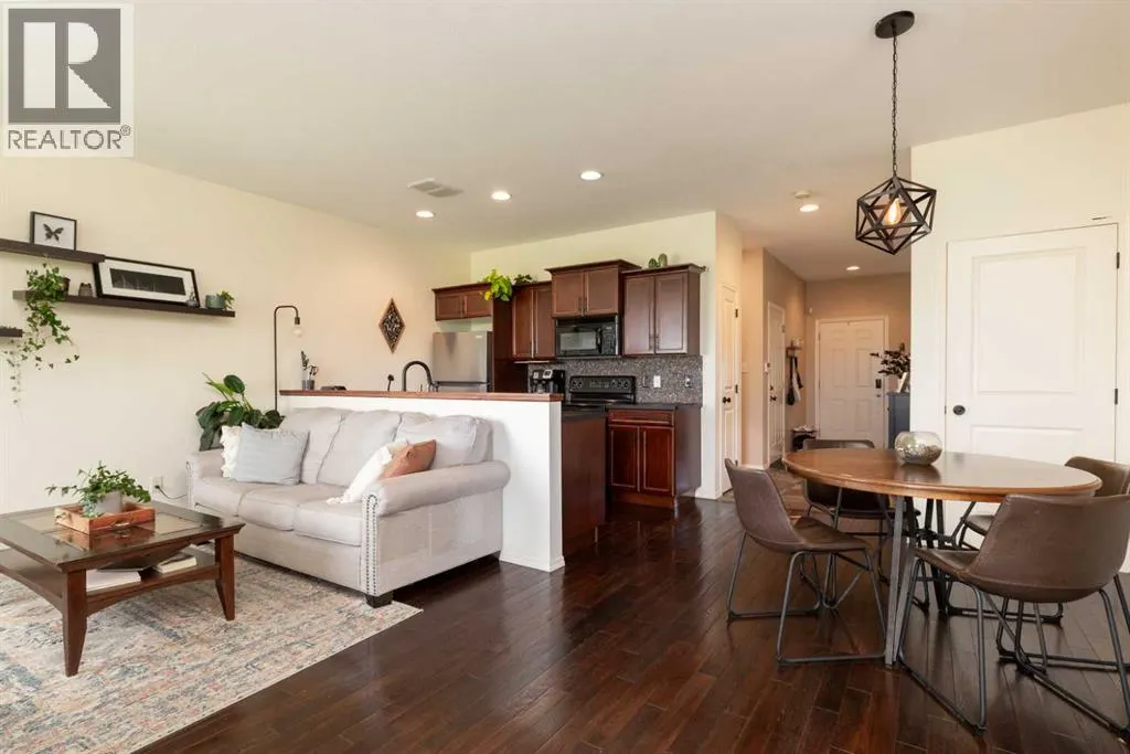 48, 295 Blackfoot Road W