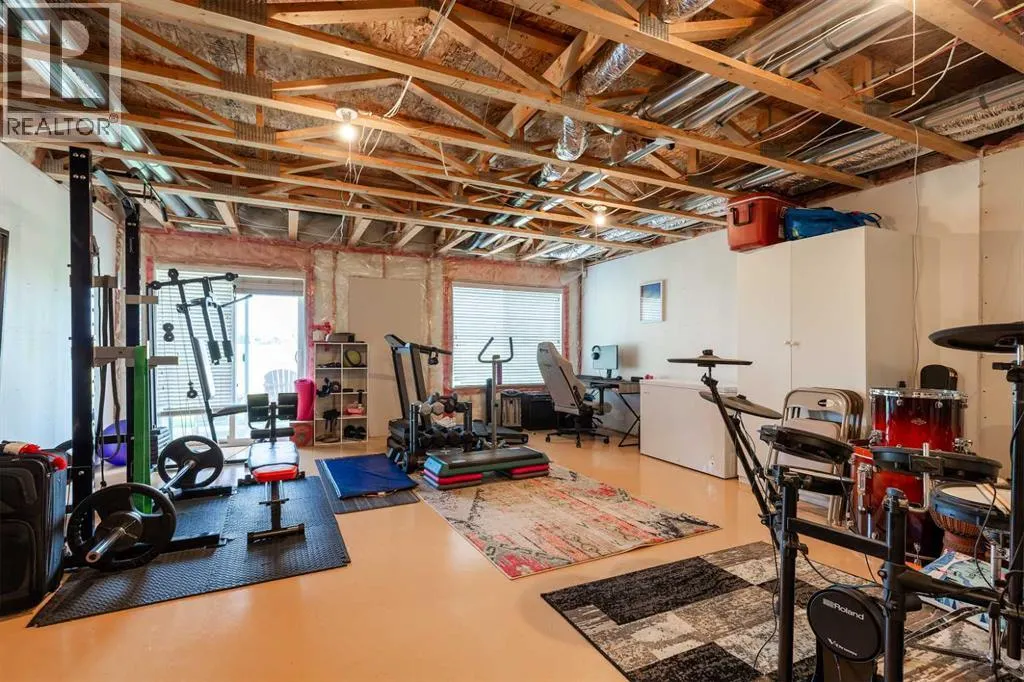 48, 295 Blackfoot Road W