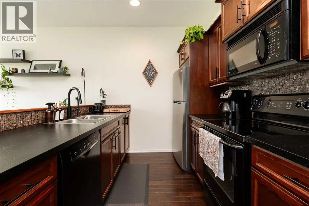 48, 295 Blackfoot Road W