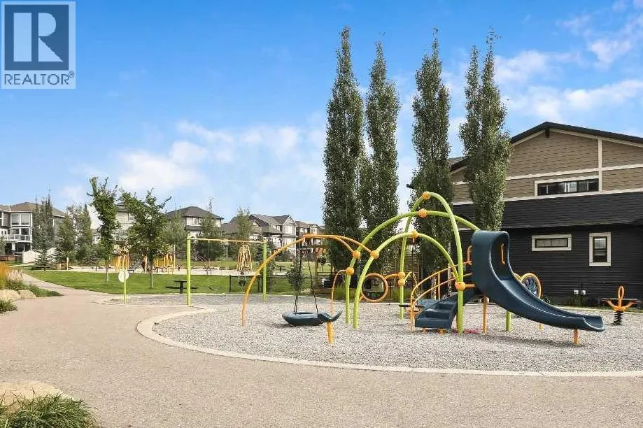 91 Hillcrest Close SW