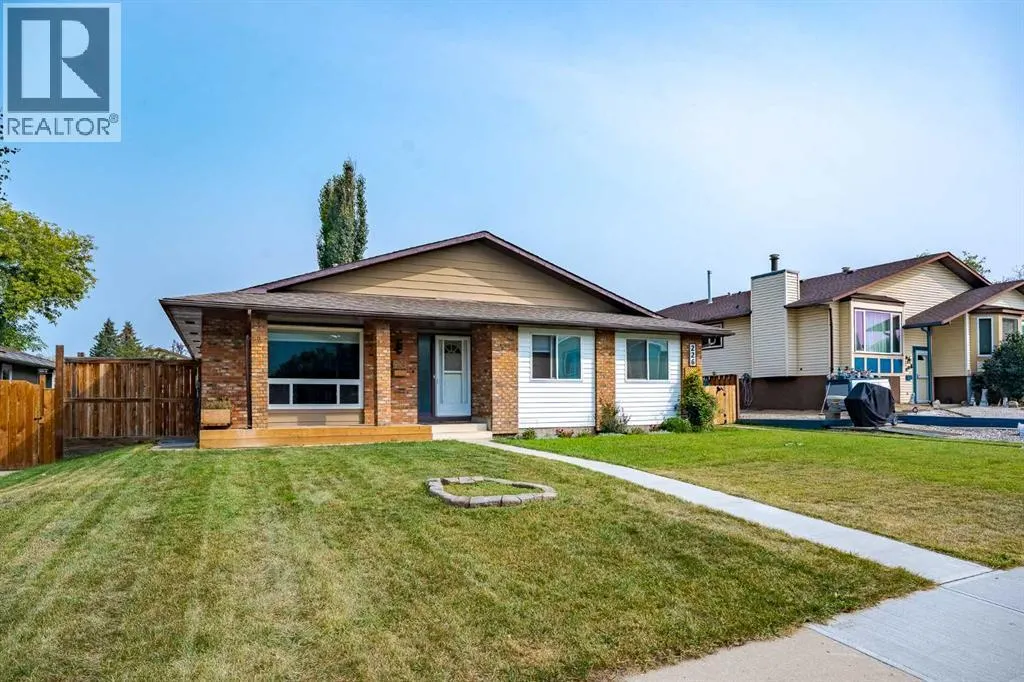 224 Jensen Drive NE