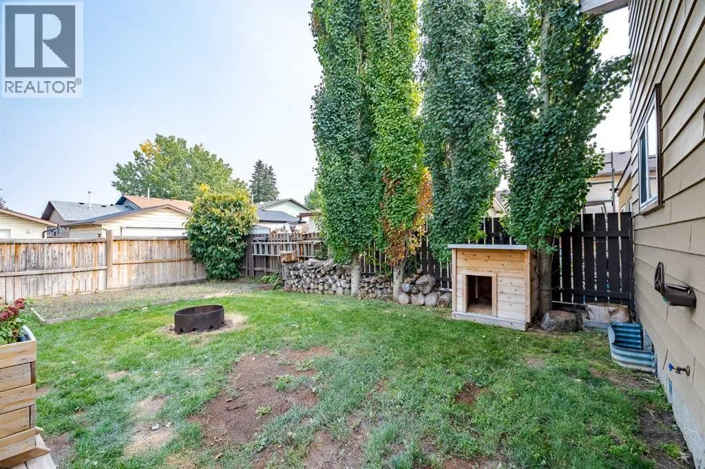 224 Jensen Drive NE