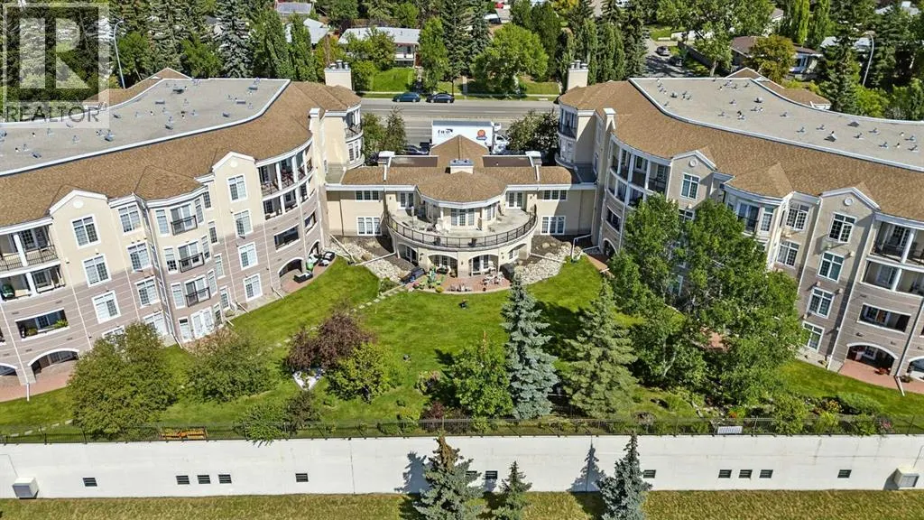422, 5201 Dalhousie Drive NW
