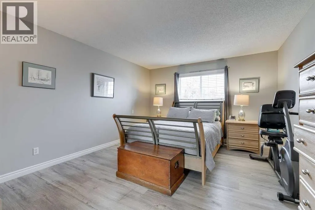274 Mt Assiniboine Place SE