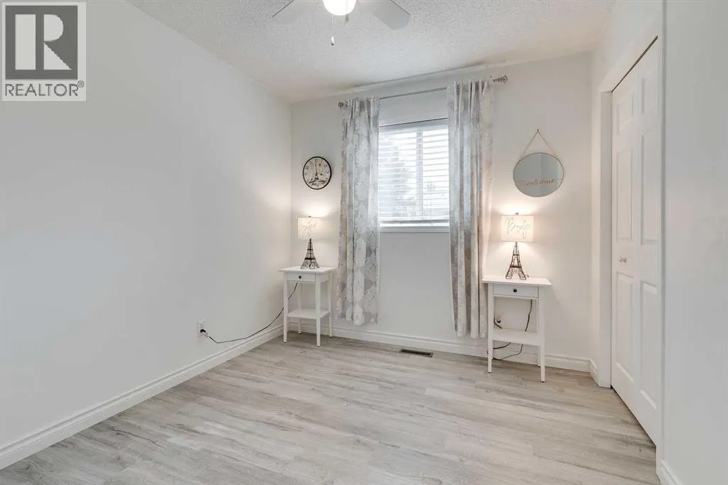 274 Mt Assiniboine Place SE