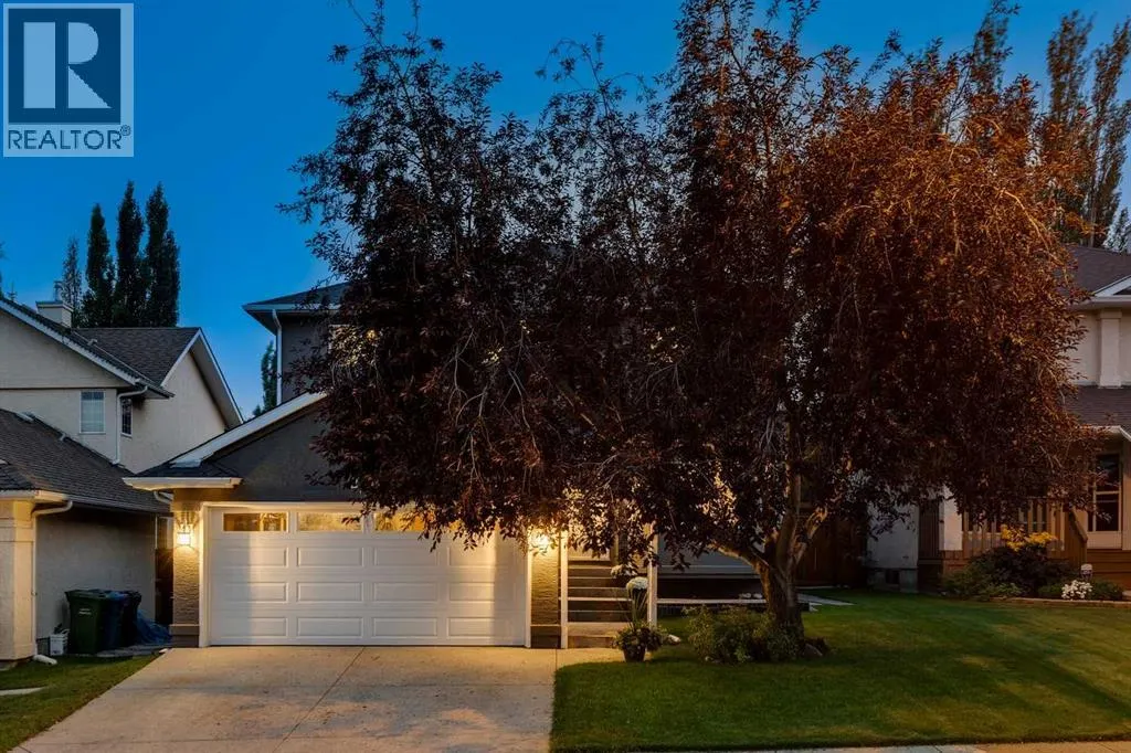 274 Mt Assiniboine Place SE