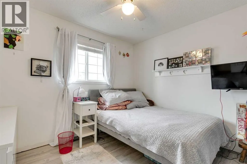 274 Mt Assiniboine Place SE