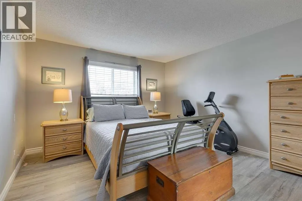 274 Mt Assiniboine Place SE
