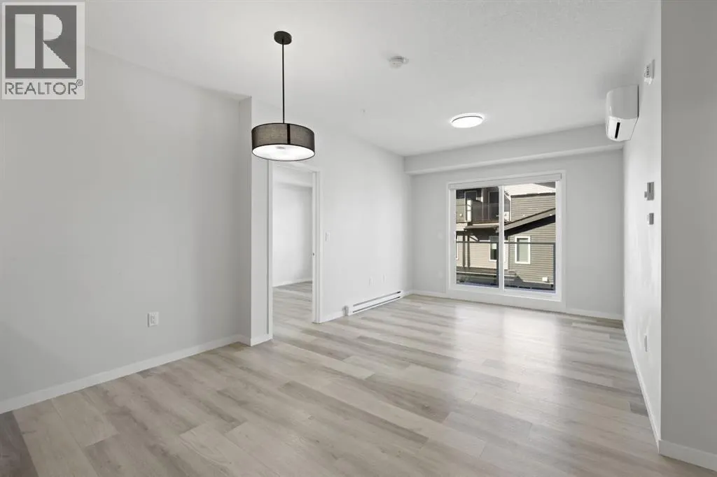 2307, 220 Seton Grove SE