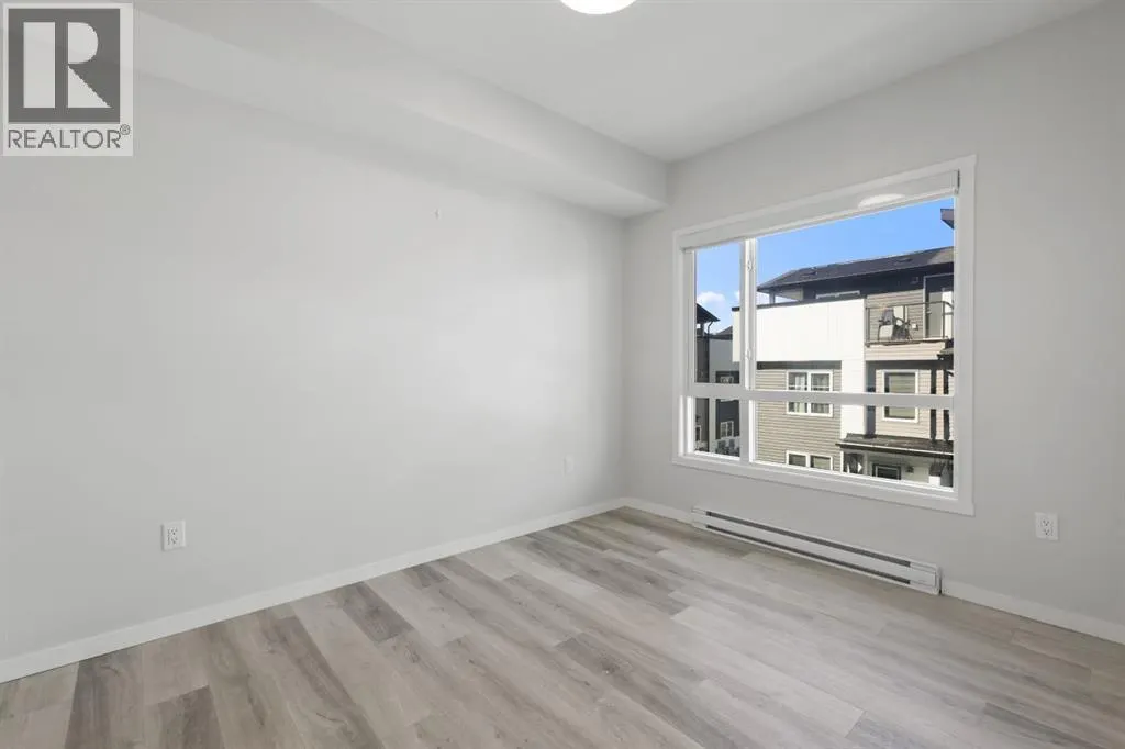 2307, 220 Seton Grove SE