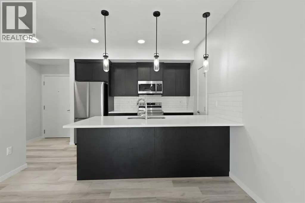 2307, 220 Seton Grove SE