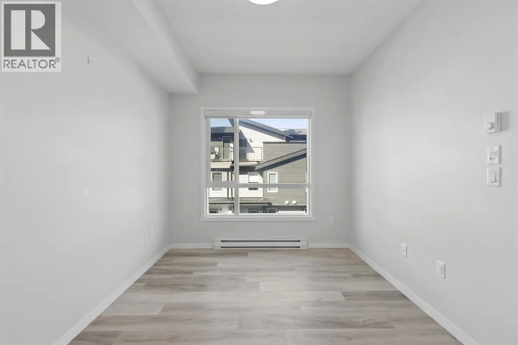 2307, 220 Seton Grove SE