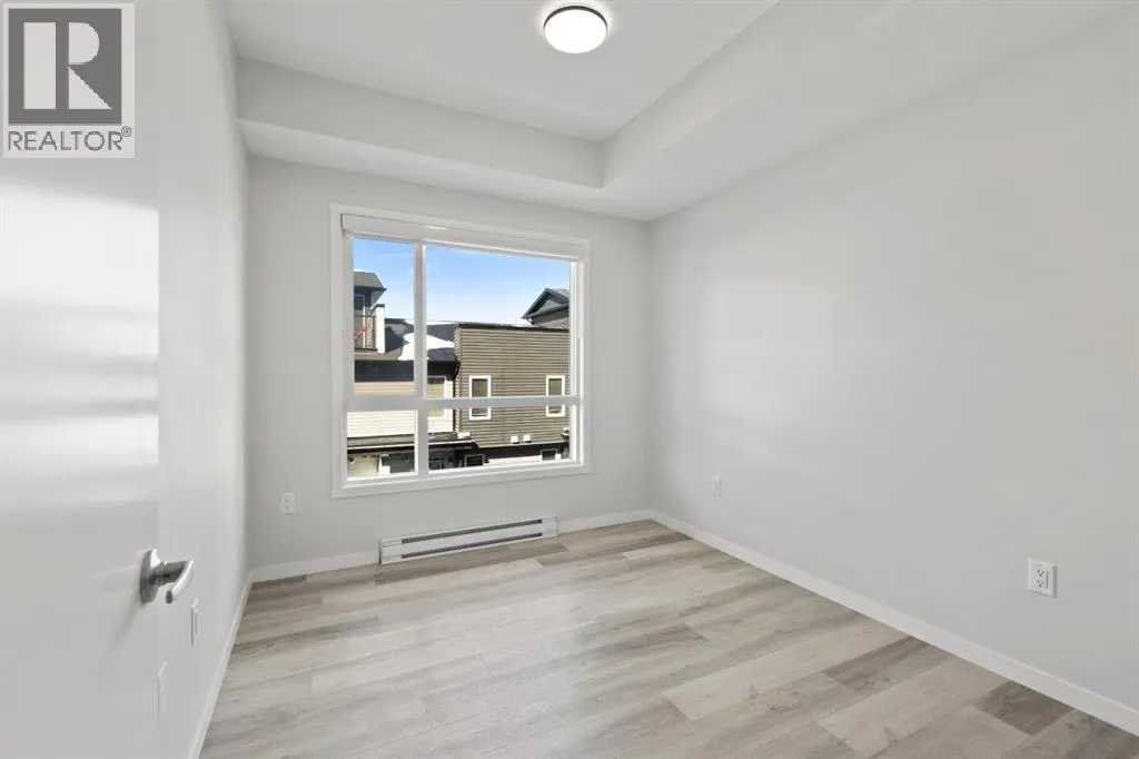 2307, 220 Seton Grove SE