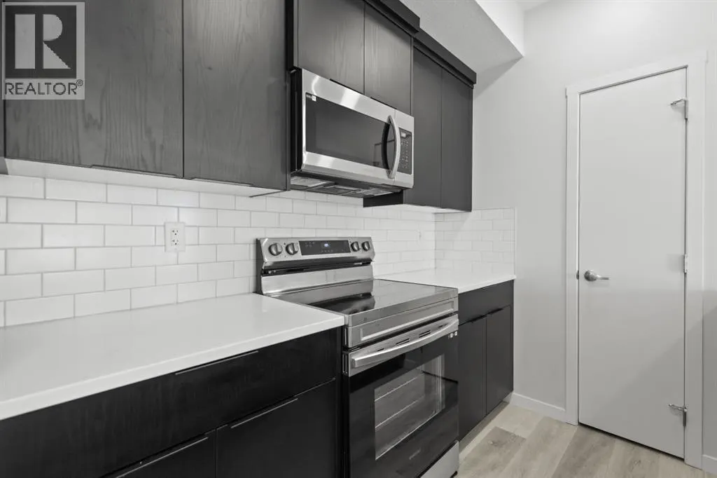 2307, 220 Seton Grove SE