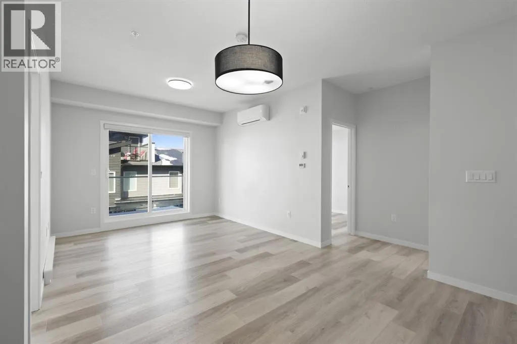 2307, 220 Seton Grove SE