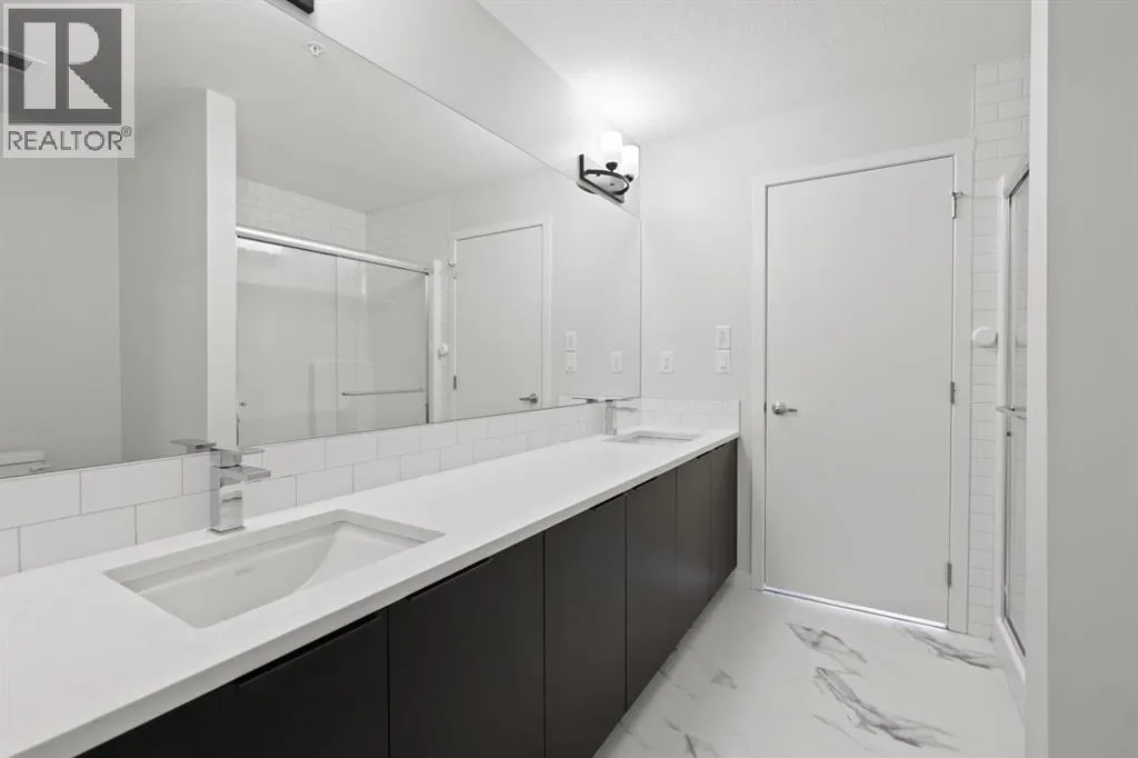 2307, 220 Seton Grove SE
