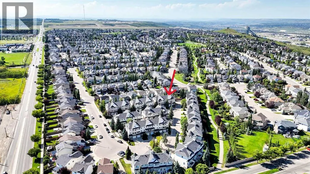 54 Cougar Ridge Mews SW