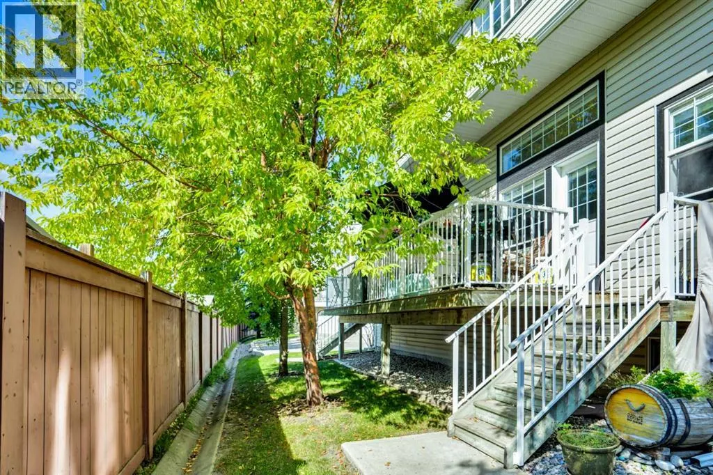 54 Cougar Ridge Mews SW